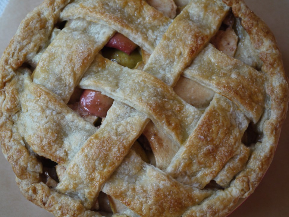 2011 salted caramel apple pie